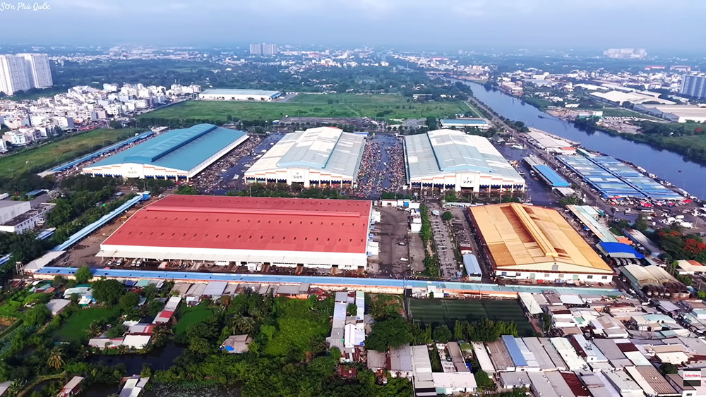 chợ đầu mối lớn nhất ở sài gòn